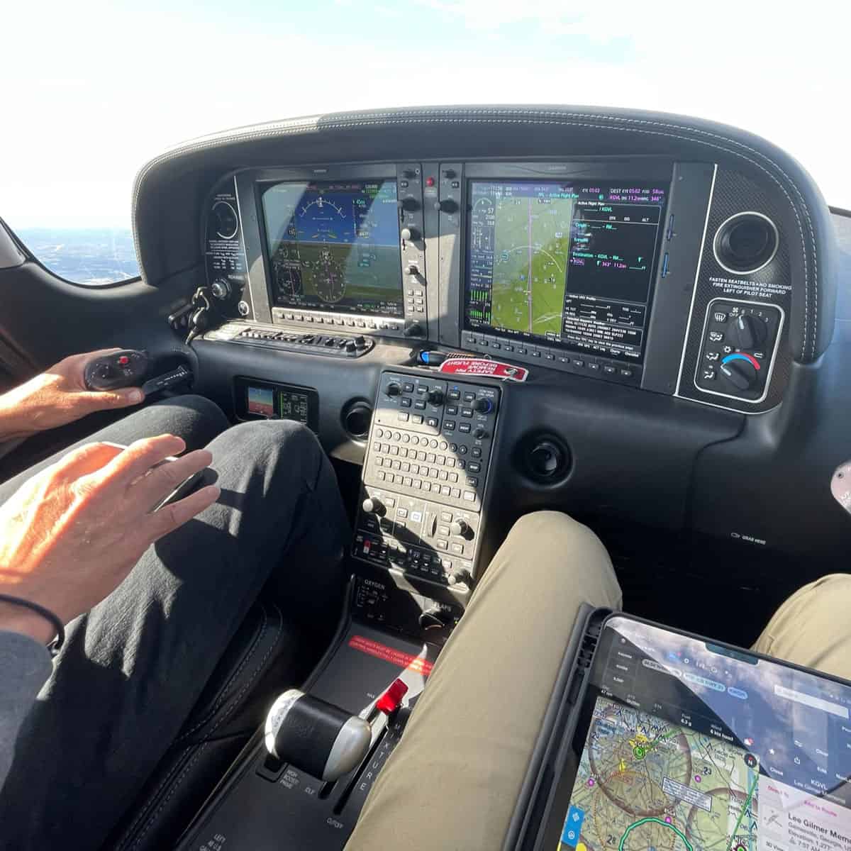 Cirrus SR-20 specs